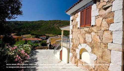 Two-Bedroom Apartment - Via Agammennone snc
