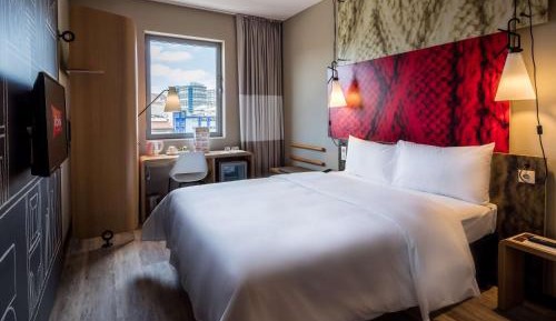 Standard Room with 1 Double Bed