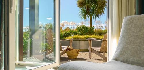 Double or Twin Room with Terrace