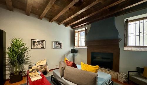 Studio with Sofa Bed