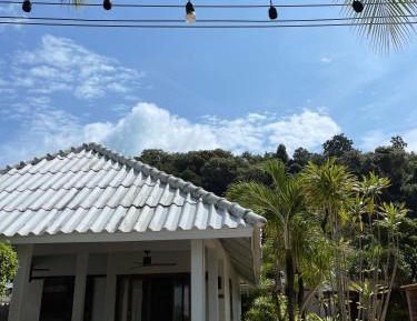 Bungalow - Beach Front
