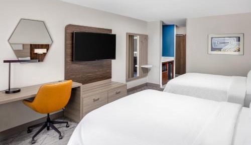 Standard Room with Two Queen Beds