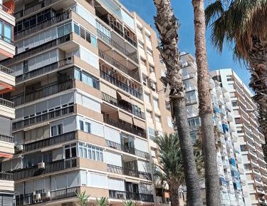 One-Bedroom Apartment with Sea View and Balcony