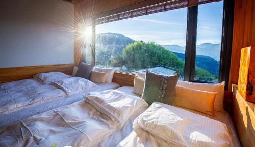 Quadruple Room with Mountain View