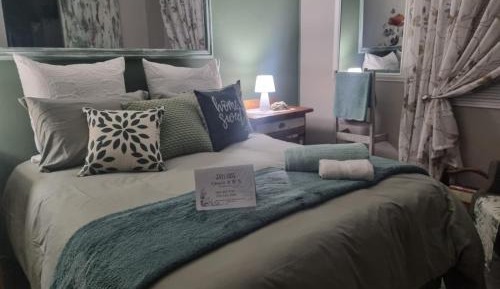 Deluxe Double Room with Shower