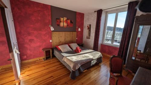 Double Room with Pool View