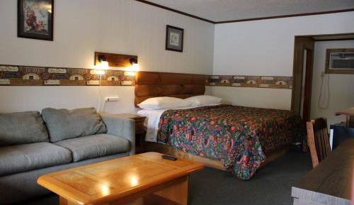 King Room - Pool View