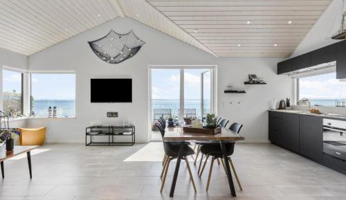 Two-Bedroom Holiday Home