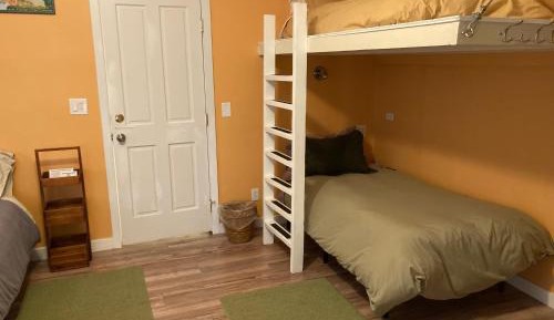 Deluxe Family Suite