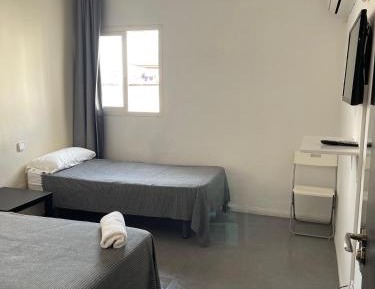 Single Room with Private Bathroom