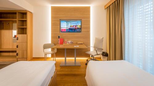 Courtyard Twin Studio with Terrace