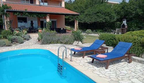 Two Bedroom Villa with Pool