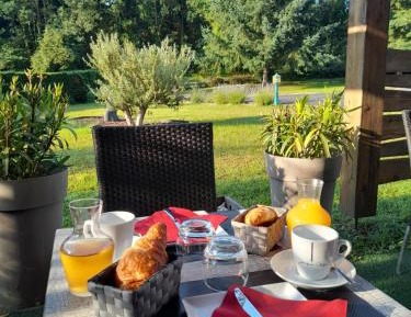 Triple Room with Bath