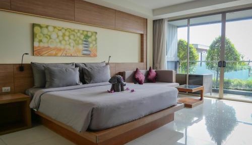 Deluxe Double or Twin Room