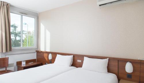 Comfort Twin Room