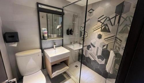 Business Double Room - Breakfast Included