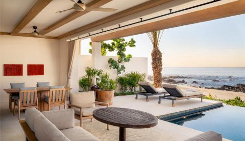 Oceanfront Casita King With Plunge Pool