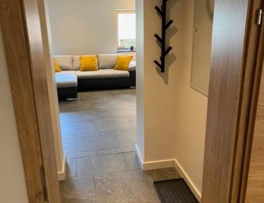 One-Bedroom Apartment - Non-Smoking