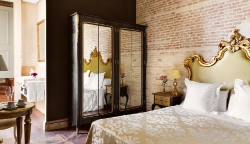 Premium Room