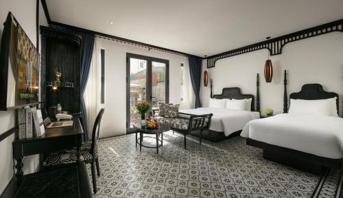 Family Suite with Balcony