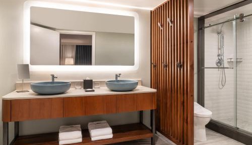 Two-Bedroom Presidential Suite