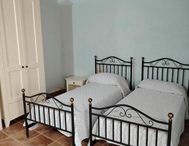 Twin Room with Private Bathroom