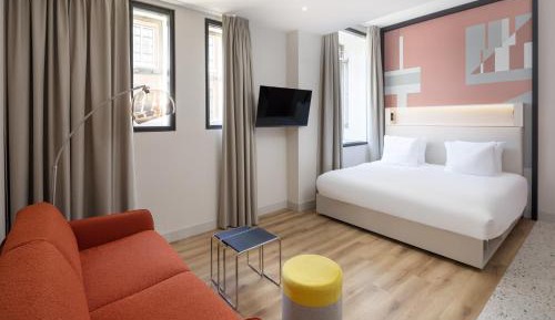 King Room with Sofa Bed