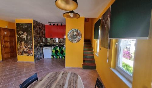 Two-Bedroom Apartment with Mountain View