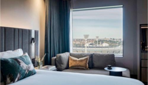 Deluxe Executive King Room with Lounge Access - High Floor