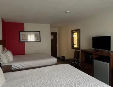 Queen Room with Two Queen Beds - Non-Smoking