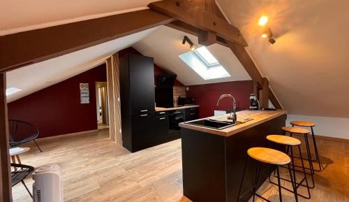Two-Bedroom Apartment with Mountain View