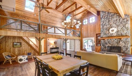 Two-Bedroom Holiday Home
