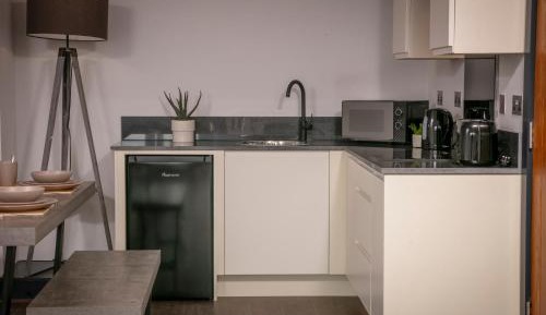 Two-Bedroom Apartment with One Double Bed, Two Single Beds and One Sofa Bed - Walk-In Shower/Non Smoking