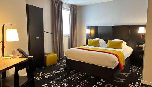 Comfort Queen Room