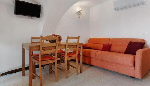 Superior One-Bedroom Apartment with Balcony
