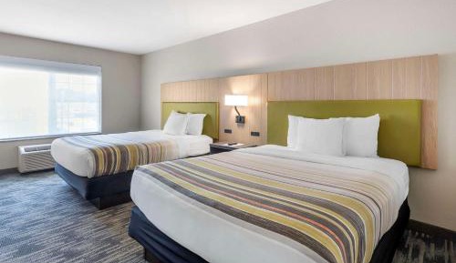 Queen Room with Two Queen Beds - Non-Smoking