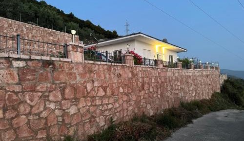 One-Bedroom Apartment - Non-Smoking