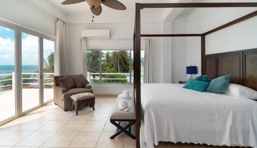 Villa - Beach Front