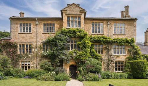 Eight-Bedroom House