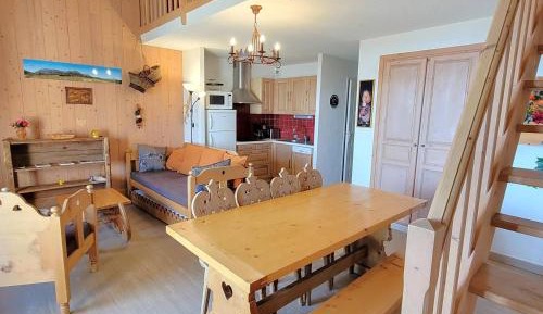 Apartment (9 Adults)