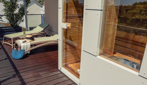 Suite with Sauna
