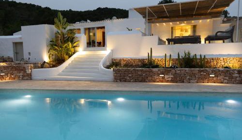 Six-Bedroom House