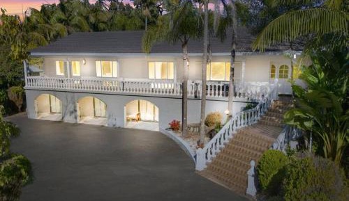 Six-Bedroom House