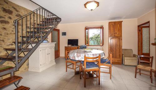 Three-Bedroom Vacation Home 