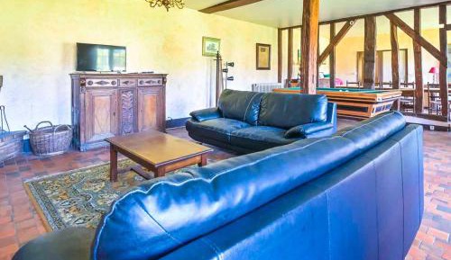 Three-Bedroom Holiday Home 