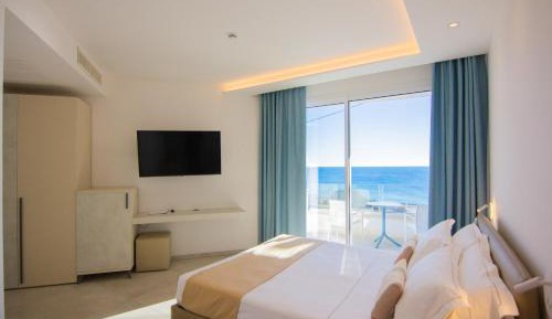 Deluxe Double Room with Sea View