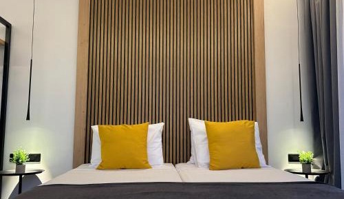 Deluxe Double or Twin Room with Balcony