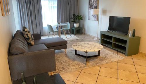 Apartment with Garden View