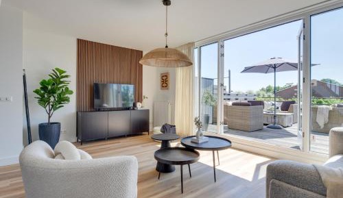 Two-Bedroom Apartment with Harbor View