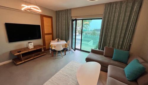 Two-Bedroom Apartment with Balcony and Sea View